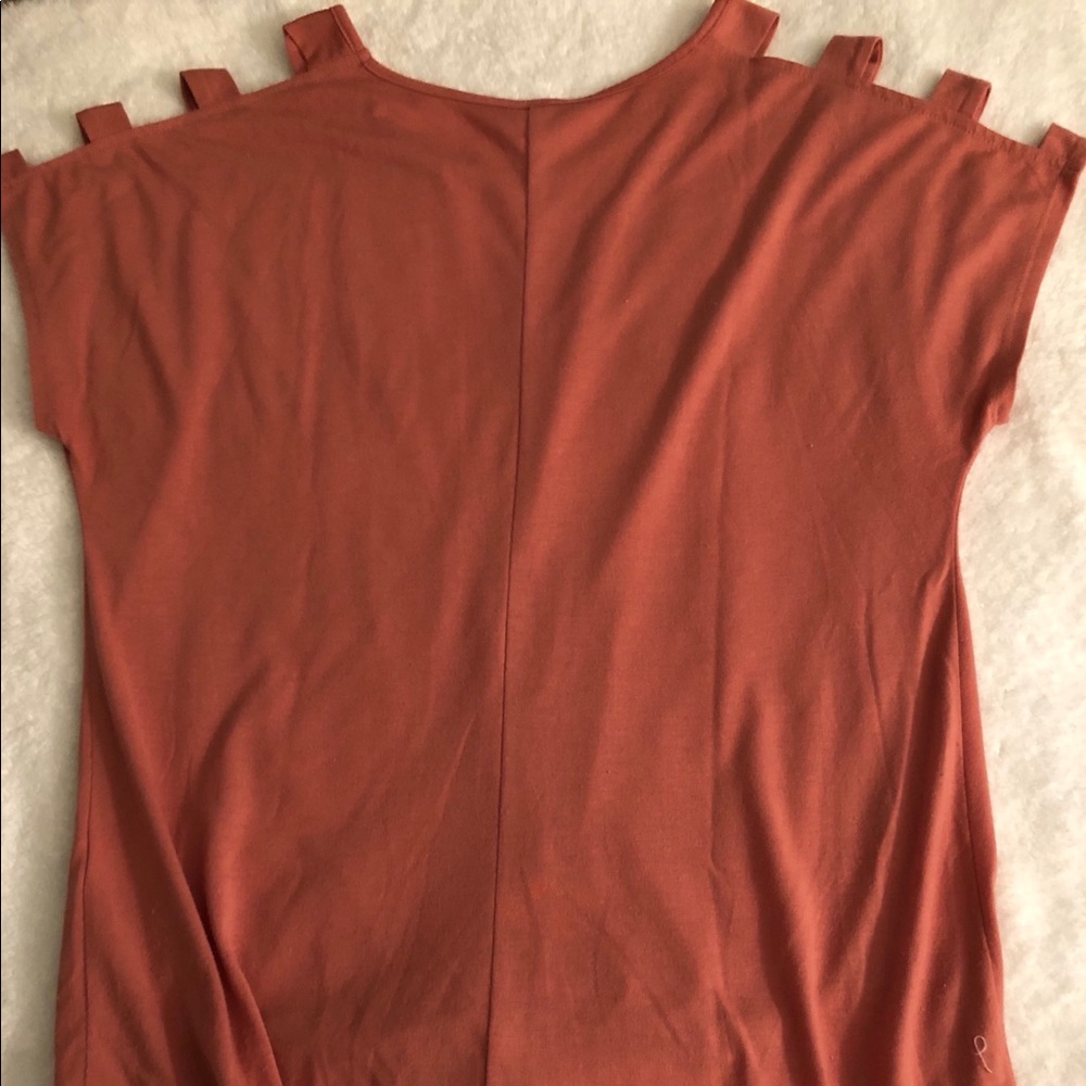 Blouse - Picture 2 of 3